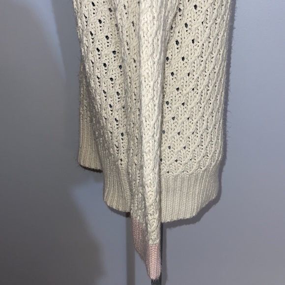 Femme by Design Chunky Knit Sweater - Picture 12 of 13